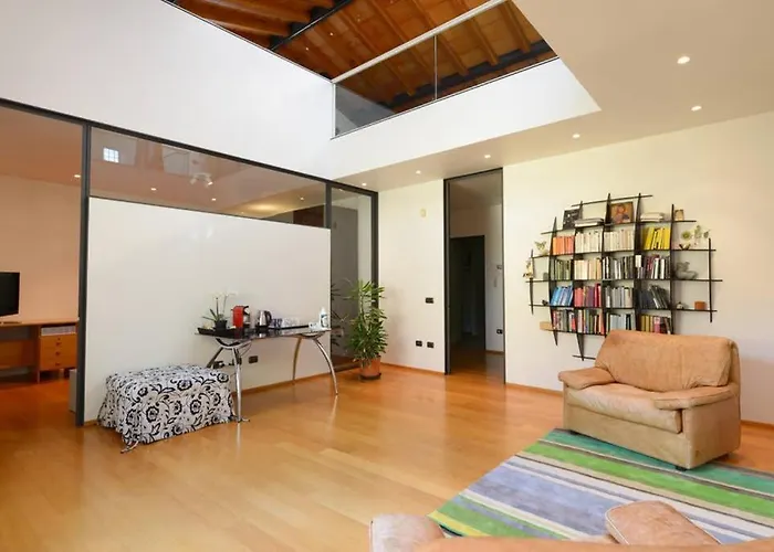 The House بوسيتو